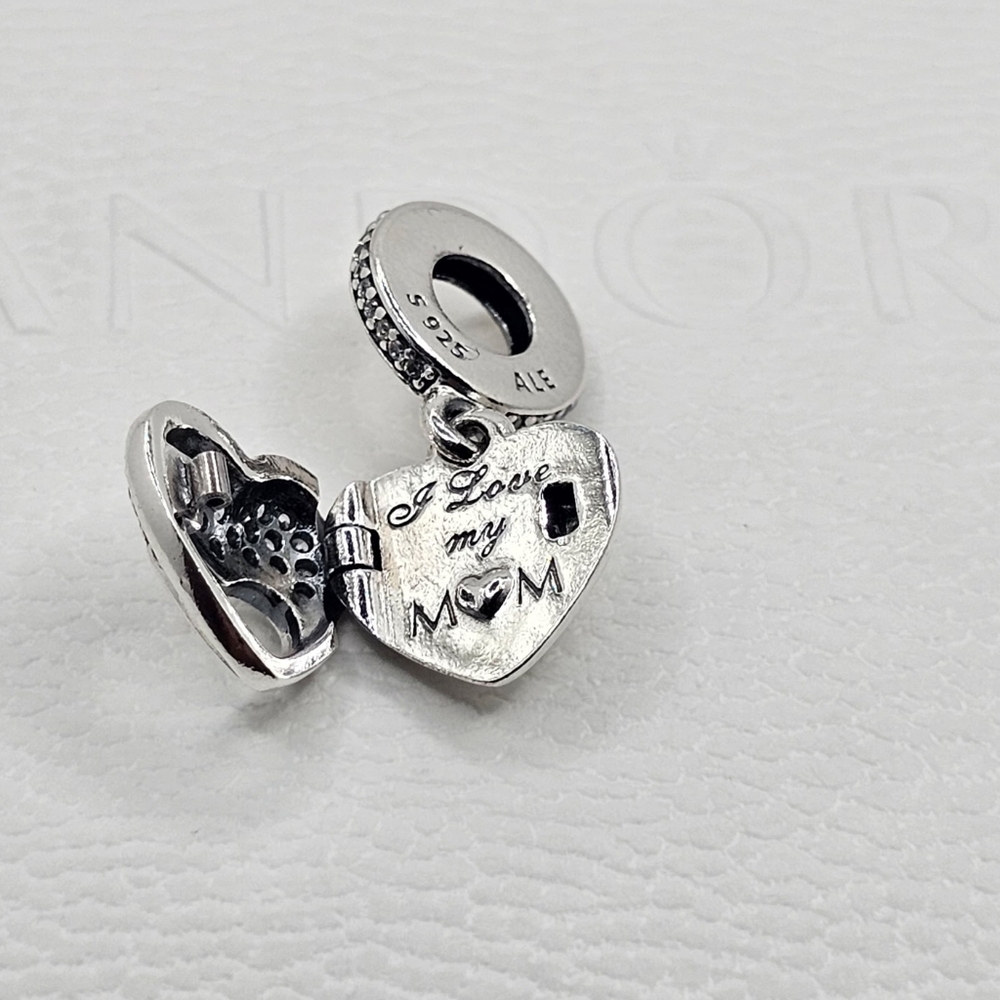 ⚘️Authentic Pandora ⭐️RETIRED⭐️ MOM DANGLE CHARM